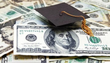 photo representing financial aid options for middle income families