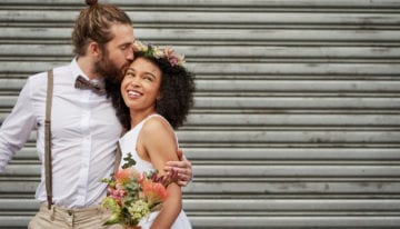 couple gets married with student loan debt