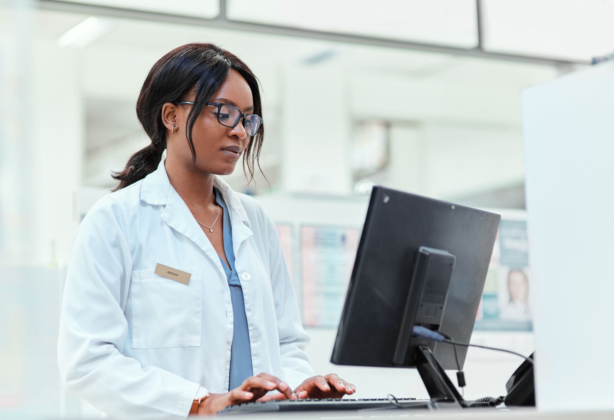 Scholarship Options for Pharmacists