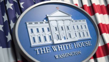Image of the White House sign.