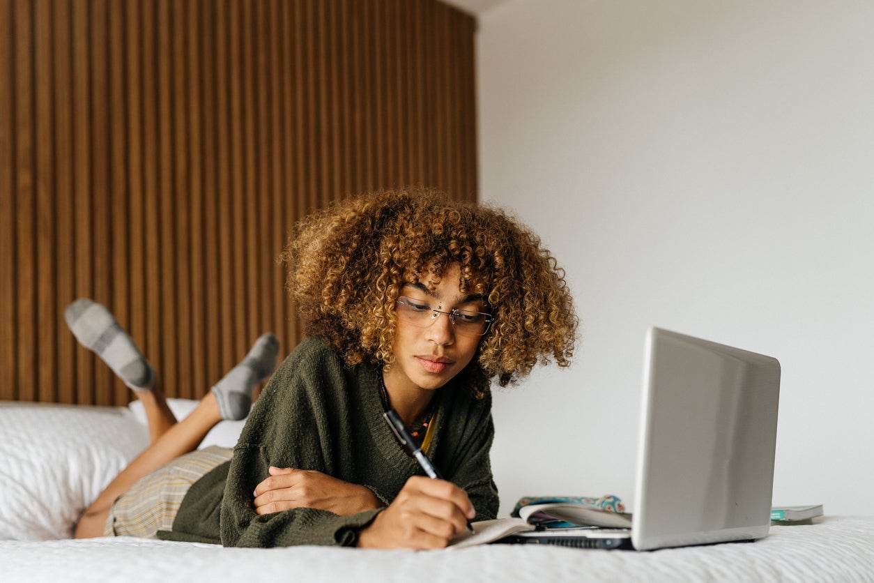 Understanding Federal Student Loan Rates for 2025-2026